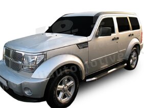 J&J AUTOMOTIVE | Bočné nerezové rámy pre Dodge Nitro 2007-2012